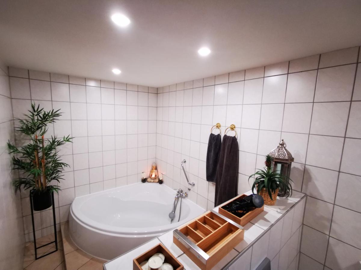 Fewo Pfaelzer Felsenlandschaft ピルマゼンス エクステリア 写真